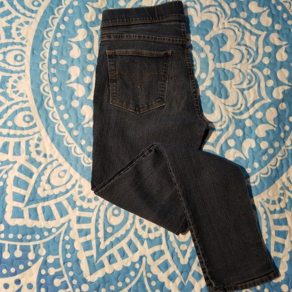 Levis Women's Jeans Size 8M